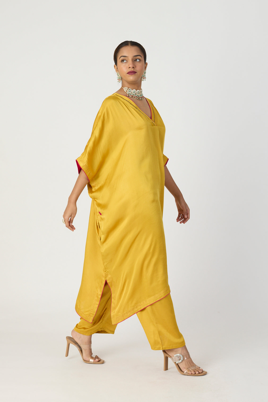 Sunehri Kaftan Set