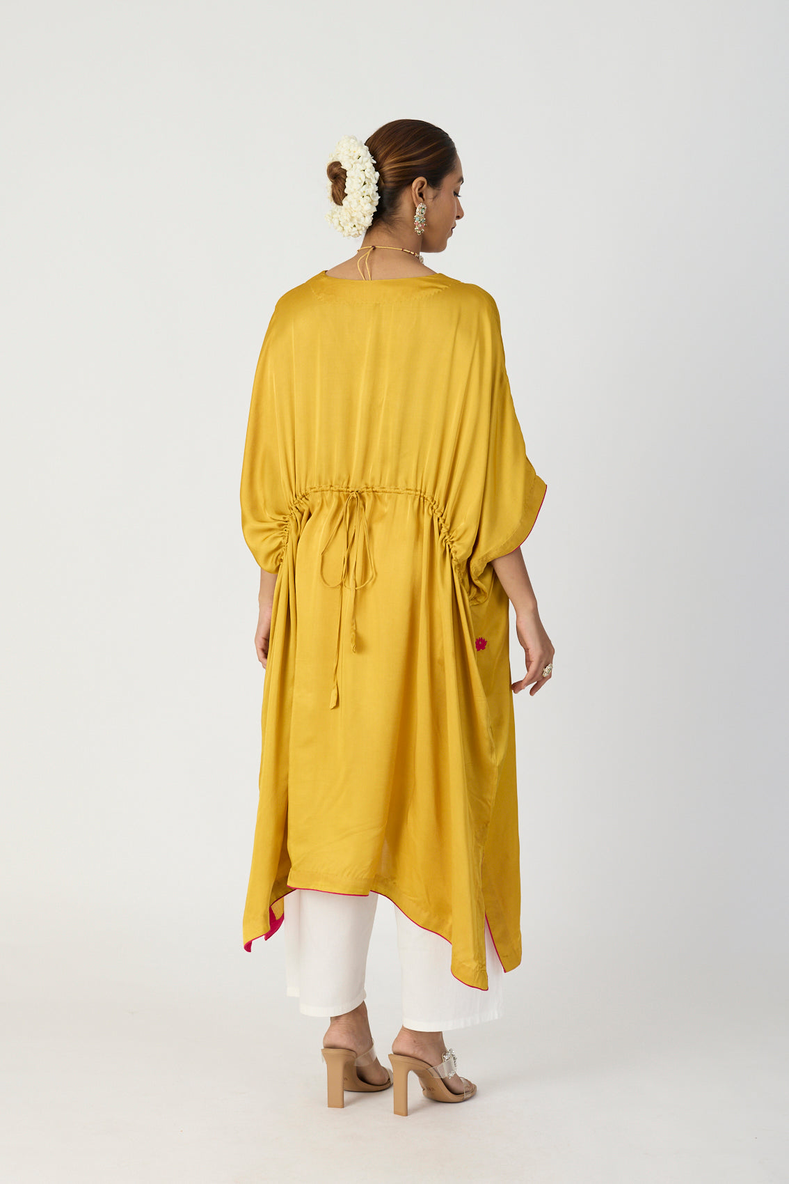 Sunehri Kaftan